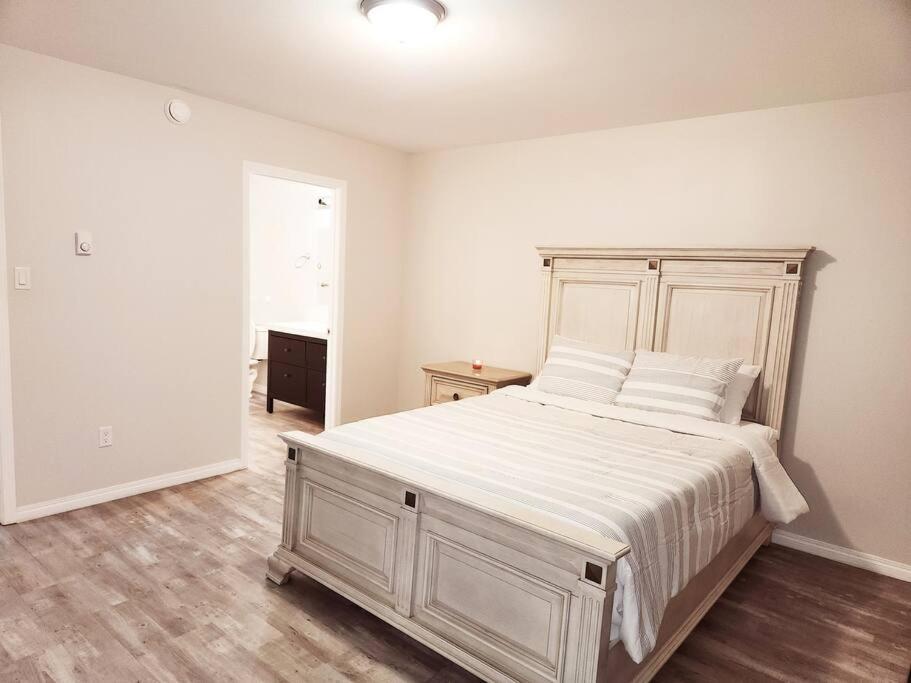 Comfort First - Sleeps 6 Whitehorse Eksteriør billede